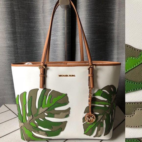 michael kors leaf purse